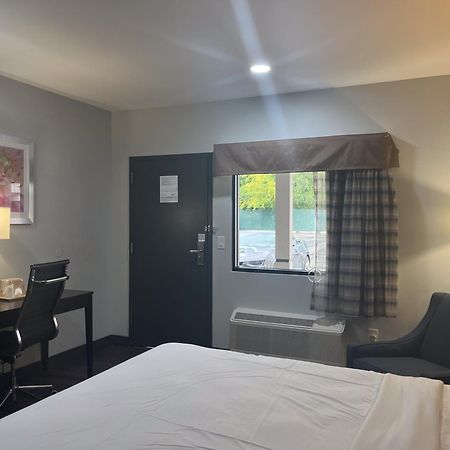 Motel 6 Norfolk, Va East Little Creek Extérieur photo