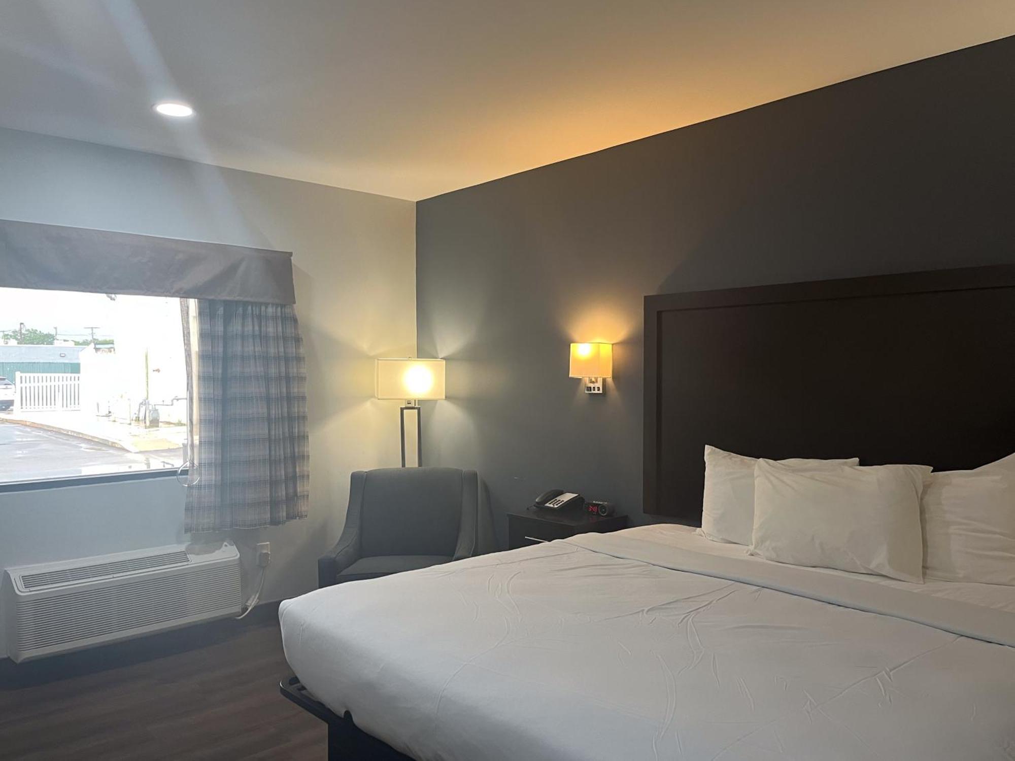 Motel 6 Norfolk, Va East Little Creek Extérieur photo